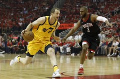 职业篮球巨变：字母哥转会传闻与塔图姆伤势挑战球队管理层